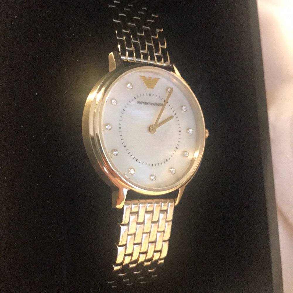 💛Armani Rose Gold Women’s Watch!💎